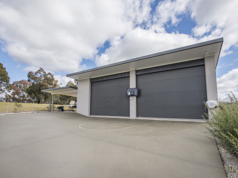 32 Robert Hoddle Grove, Mudgee NSW 2850