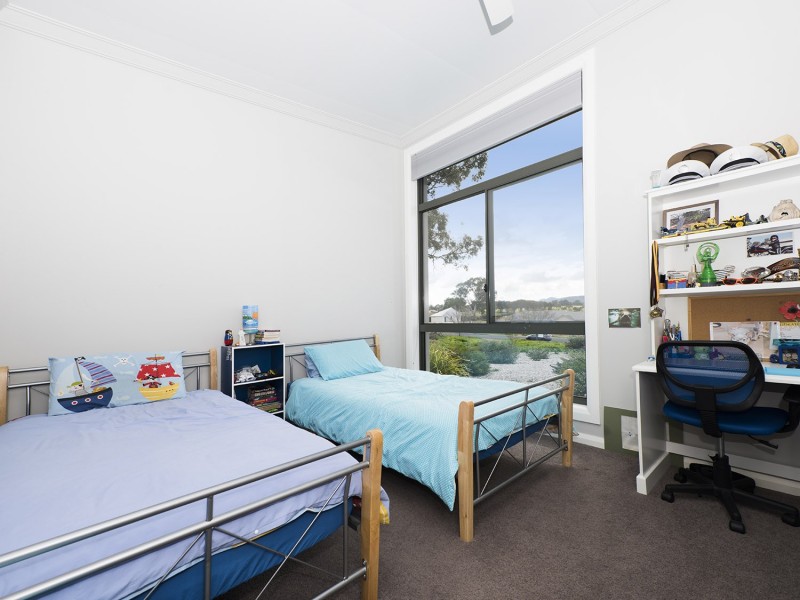 32 Robert Hoddle Grove, Mudgee NSW 2850
