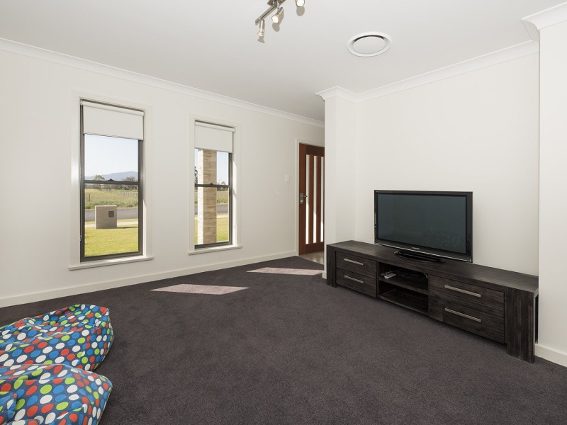 8 Broadhead Road, Mudgee NSW 2850