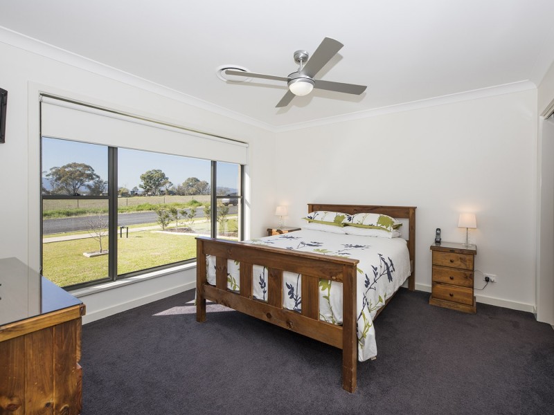 8 Broadhead Road, Mudgee NSW 2850