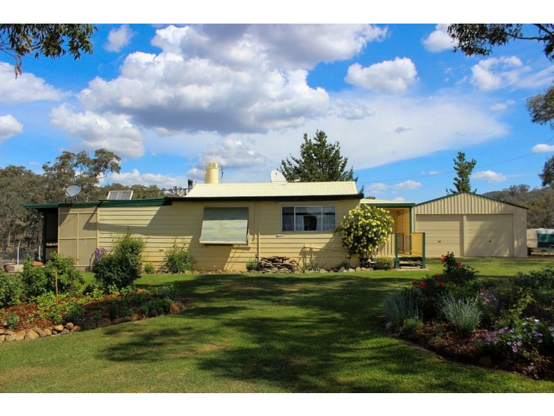 105 Clarkes Creek Road, Mudgee NSW 2850