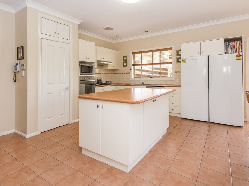 4 Woodside Close, Mudgee NSW 2850