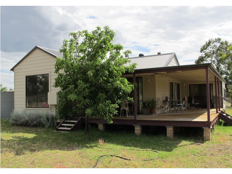590 Cypress Dr, Mudgee NSW 2850