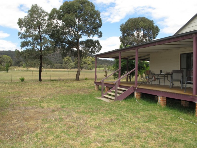 590 Cypress Dr, Mudgee NSW 2850