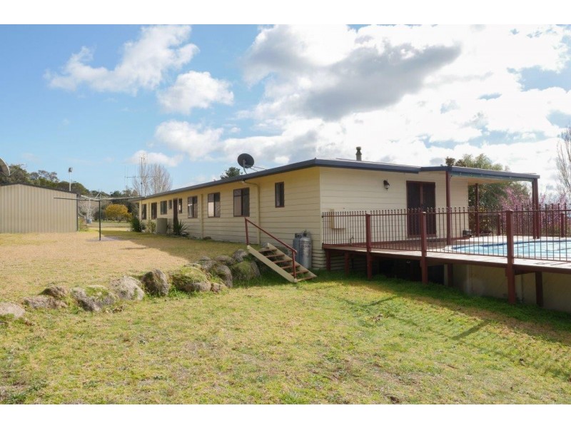 213 Winchester Crescent, Mudgee NSW 2850