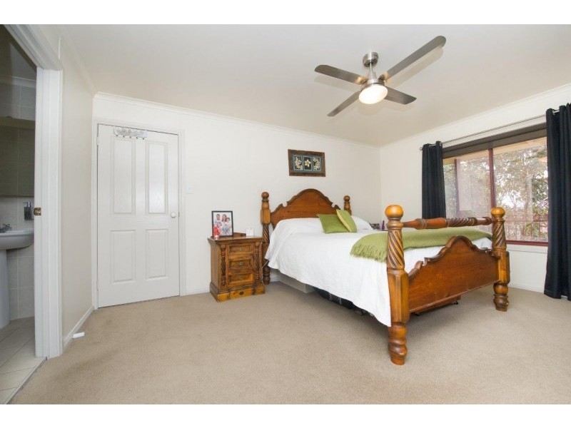 213 Winchester Crescent, Mudgee NSW 2850