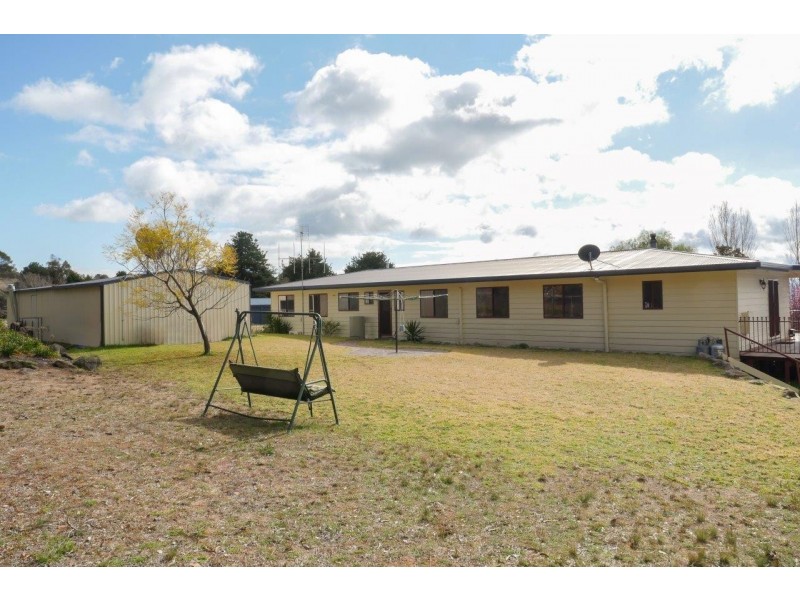213 Winchester Crescent, Mudgee NSW 2850