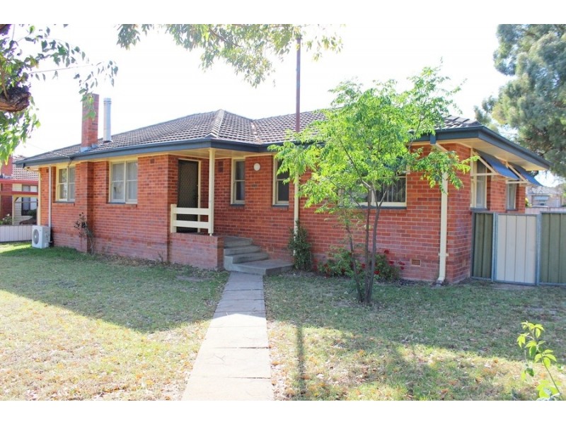 17 Bell Street, Mudgee NSW 2850
