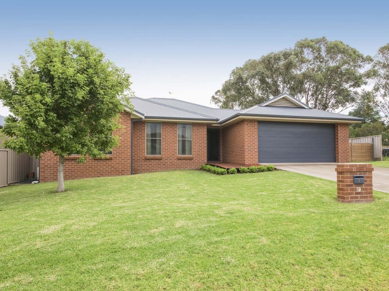 7 Flinders Avenue, Mudgee NSW 2850