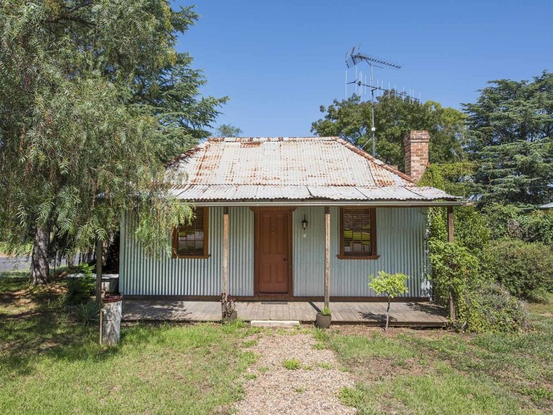 100 Medley Street, Gulgong NSW 2852