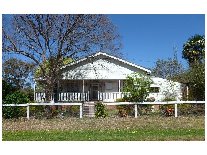 42 Cobborah Sreet, Dunedoo NSW 2844