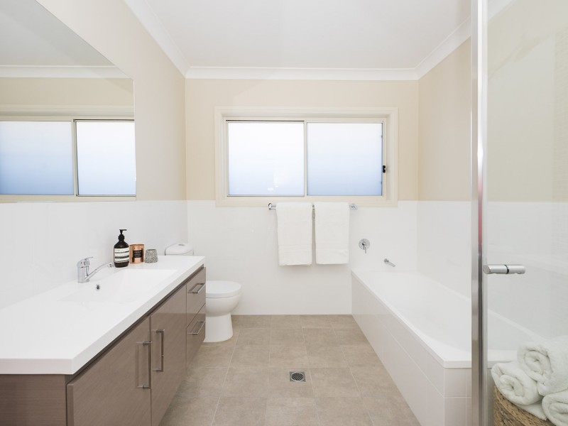 8 Charles Lester Place, Mudgee NSW 2850