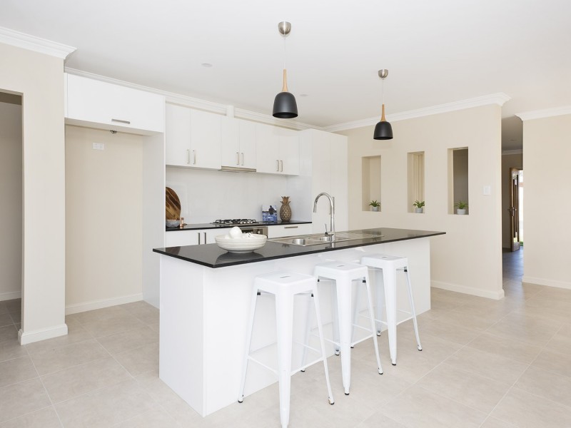 8 Charles Lester Place, Mudgee NSW 2850