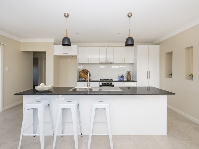 8 Charles Lester Place, Mudgee NSW 2850