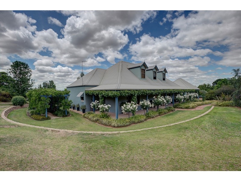 104 Bellevue Road, Mudgee NSW 2850