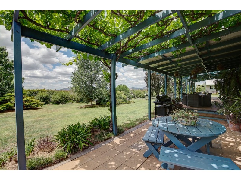 104 Bellevue Road, Mudgee NSW 2850