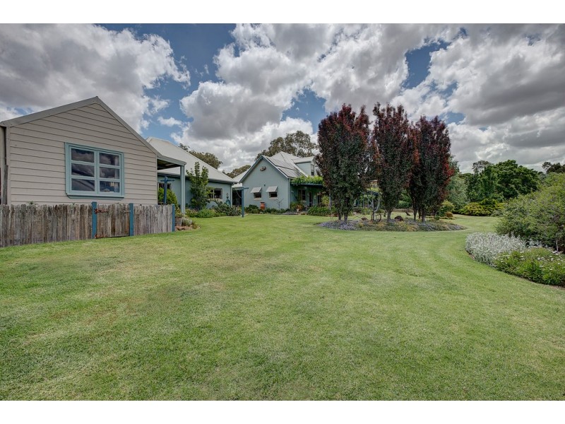 104 Bellevue Road, Mudgee NSW 2850