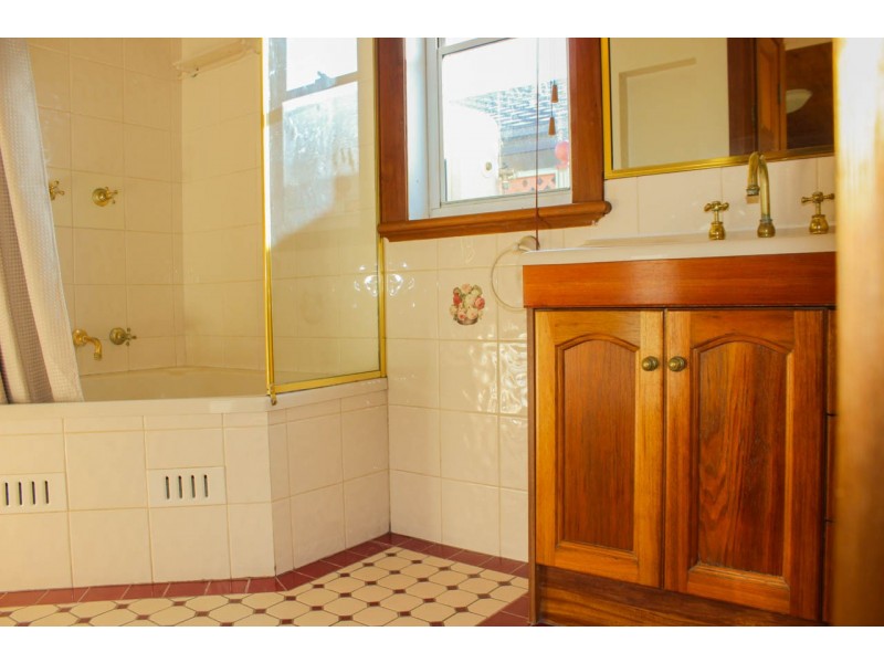 22 Burrundulla Avenue, Mudgee NSW 2850