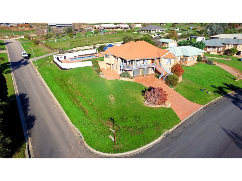 37 Dewhurst Drive, Mudgee NSW 2850