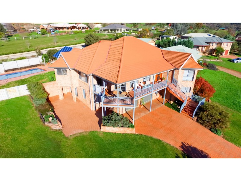 37 Dewhurst Drive, Mudgee NSW 2850