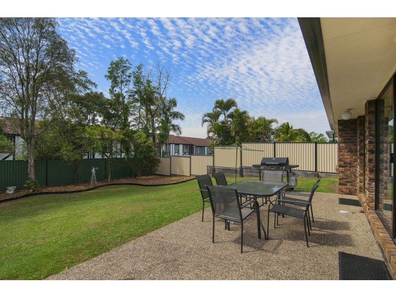 17 Hawkins Street, Springwood QLD 4127