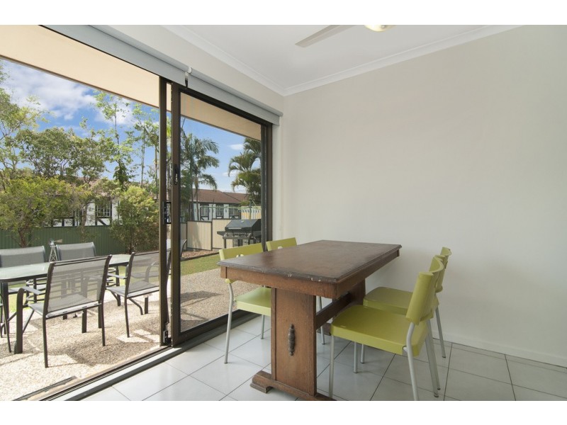 17 Hawkins Street, Springwood QLD 4127