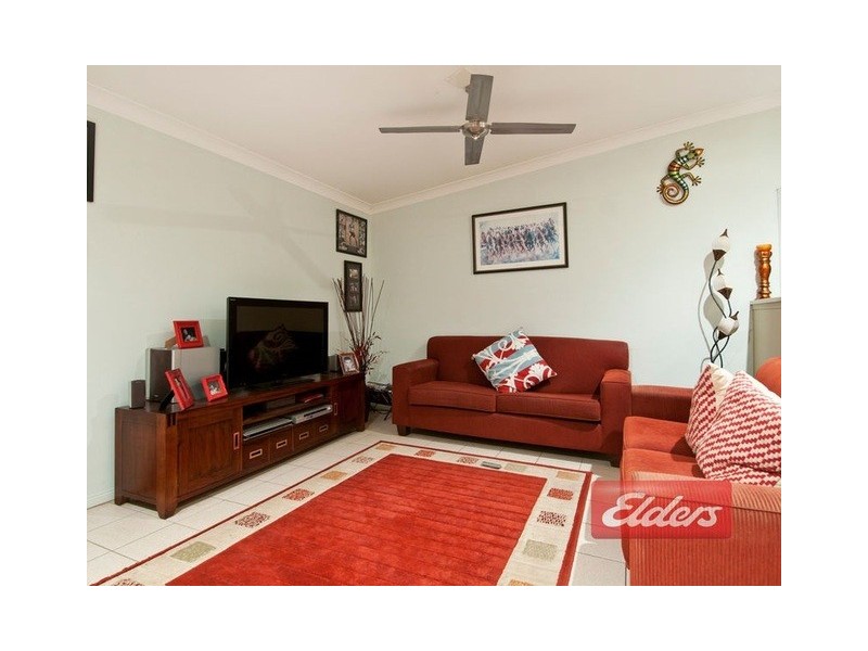 45 COWRA STREET, Tanah Merah QLD 4128