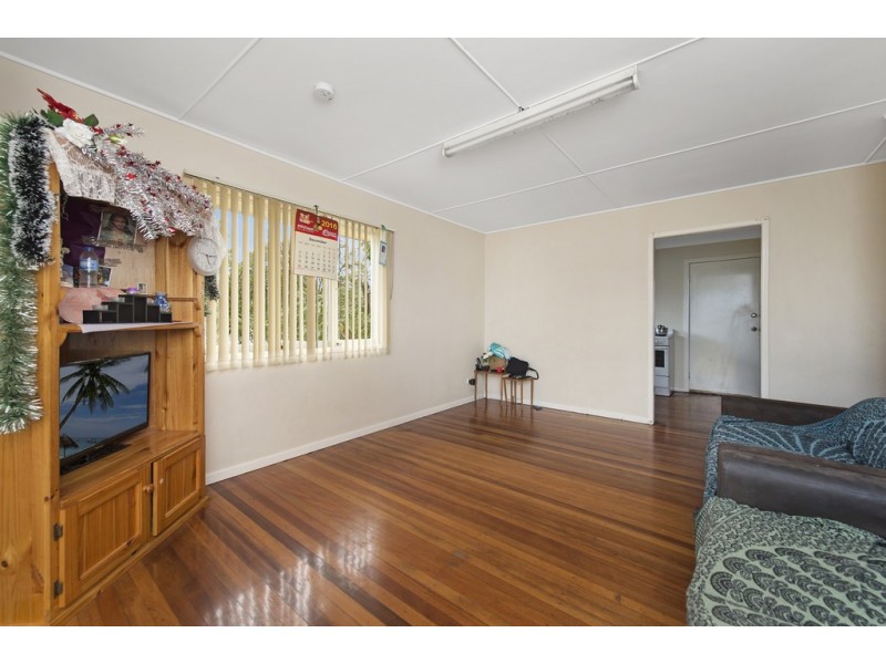 22 Whitey Street, Woodridge QLD 4114