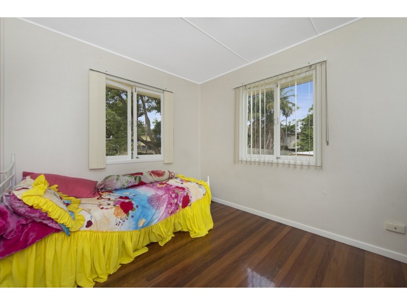 22 Whitey Street, Woodridge QLD 4114