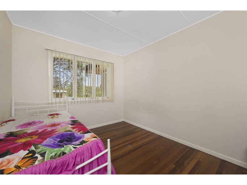 22 Whitey Street, Woodridge QLD 4114