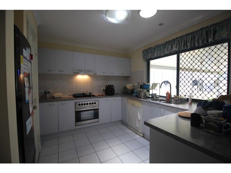 17 Kinchega Circuit, Parkinson QLD 4115