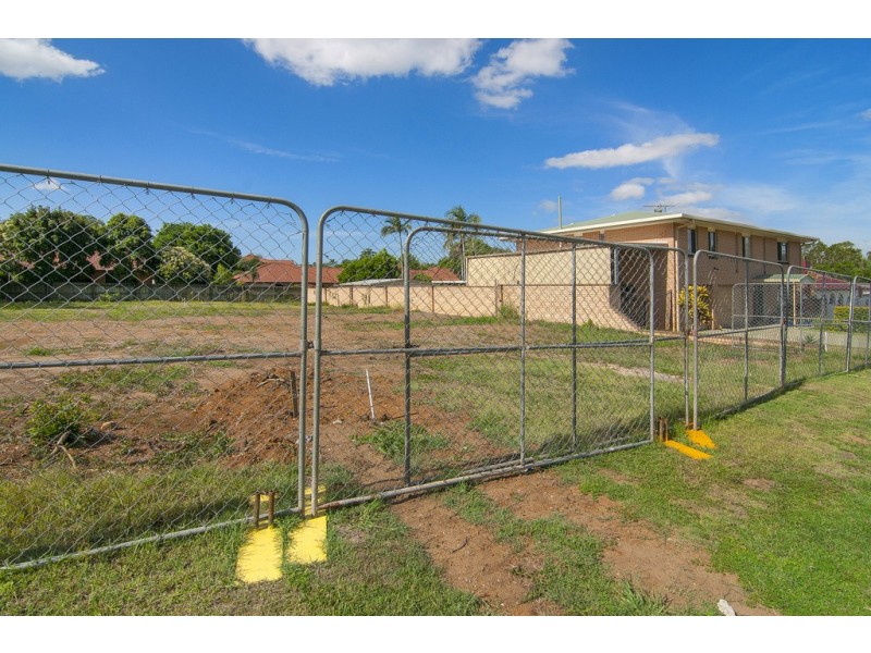 4 LOBEN STREET, Sunnybank QLD 4109