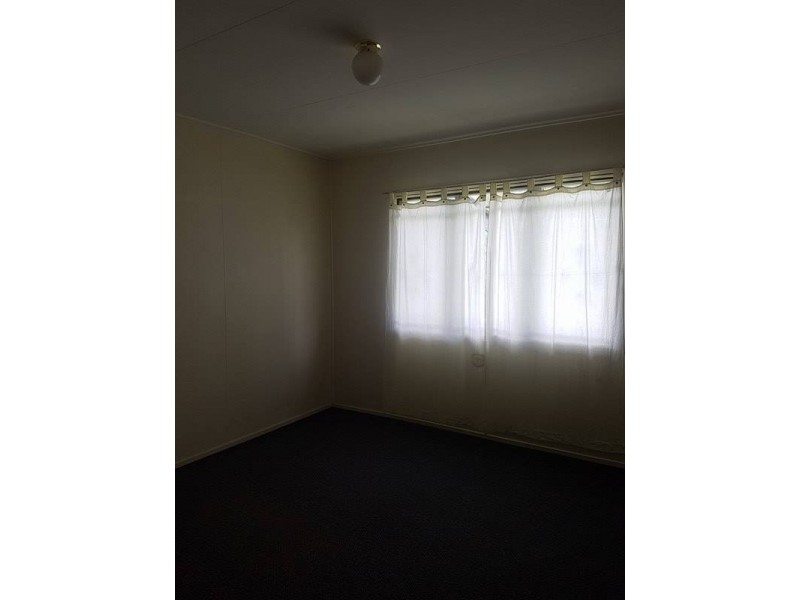 27 Pamela Crescent, Woodridge QLD 4114