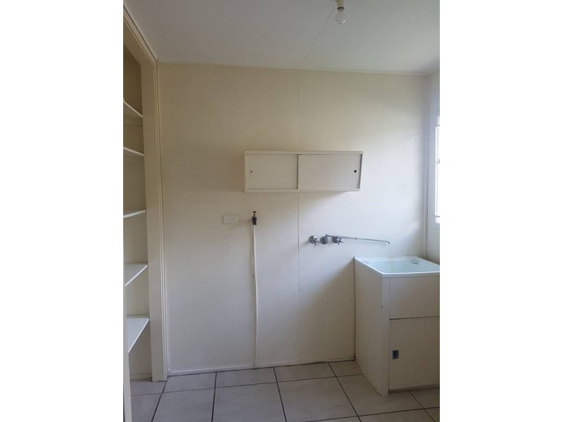 27 Pamela Crescent, Woodridge QLD 4114