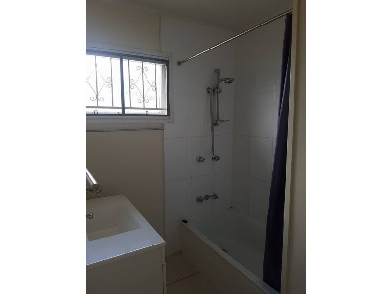 27 Pamela Crescent, Woodridge QLD 4114