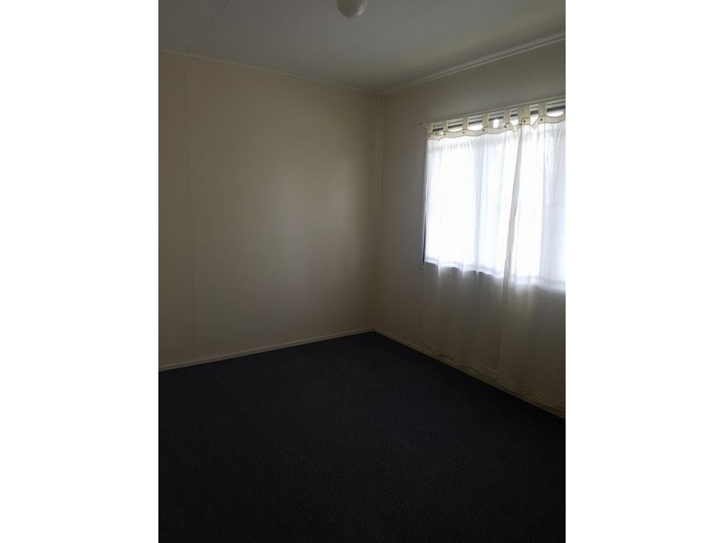 27 Pamela Crescent, Woodridge QLD 4114