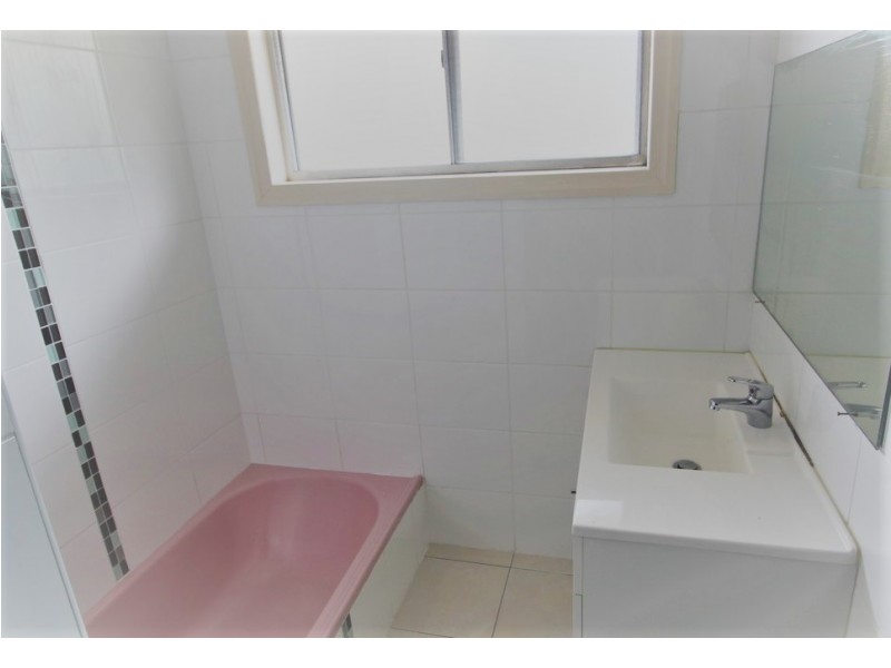 2192 LOGAN ROAD, Upper Mount Gravatt QLD 4122