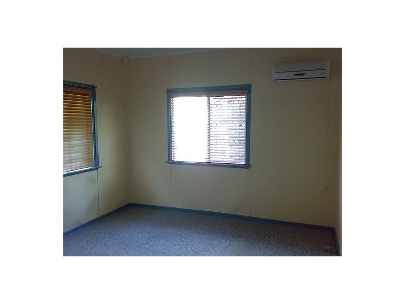 27 Mulvey Street, Acacia Ridge QLD 4110