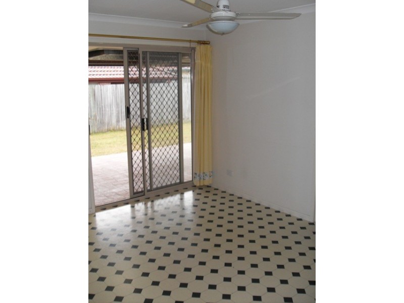 25 Antrim Street, Acacia Ridge QLD 4110