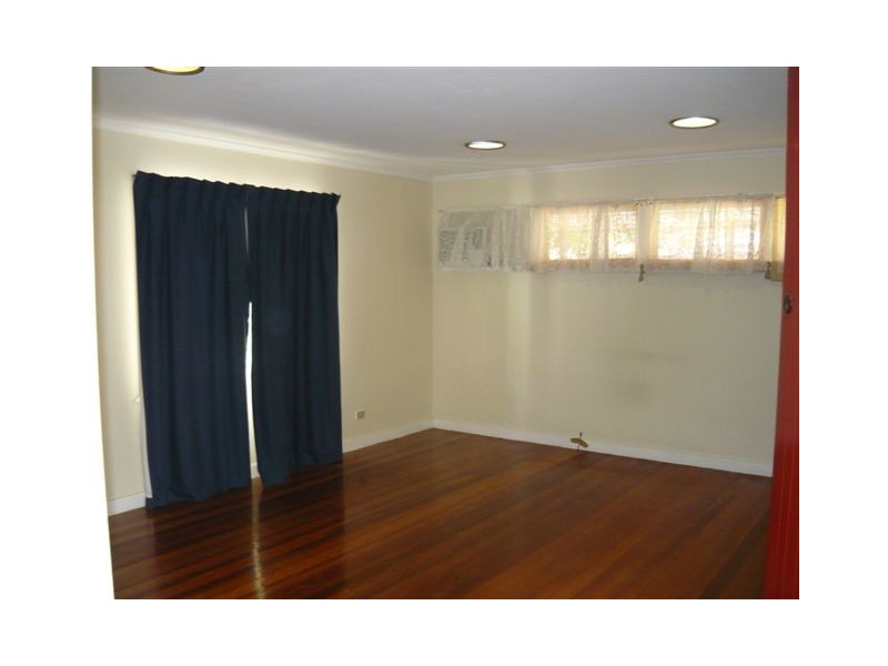 18 Sandeman Street, Acacia Ridge QLD 4110