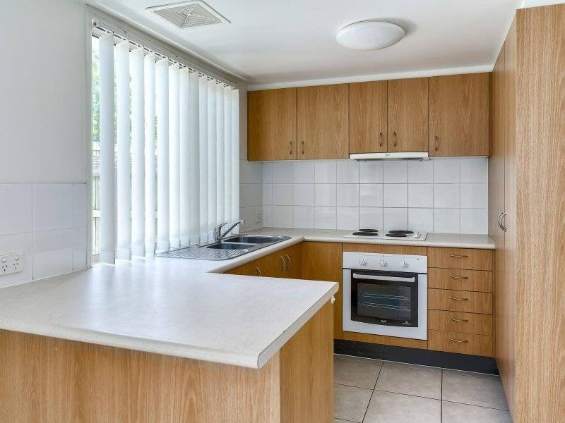 6/15 SALLY DRIVE, Marsden QLD 4132