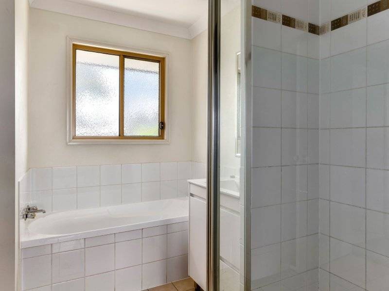 6/15 SALLY DRIVE, Marsden QLD 4132