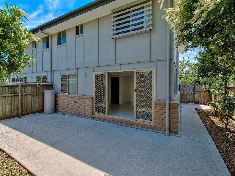 6/15 SALLY DRIVE, Marsden QLD 4132