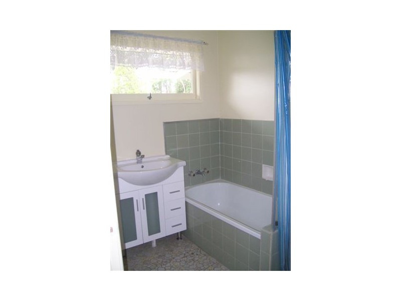 27 Dunkeld St, Acacia Ridge QLD 4110
