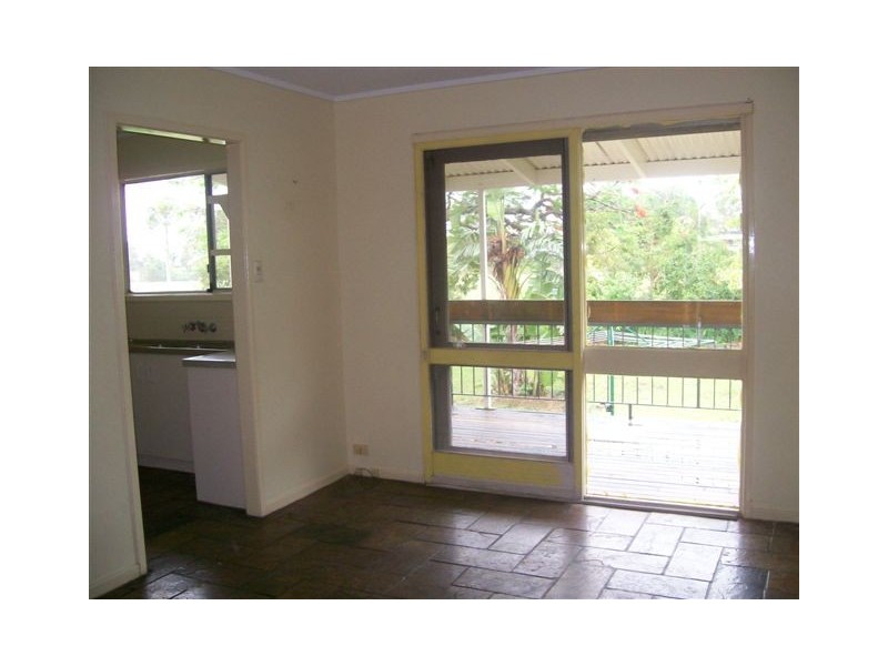 27 Dunkeld St, Acacia Ridge QLD 4110