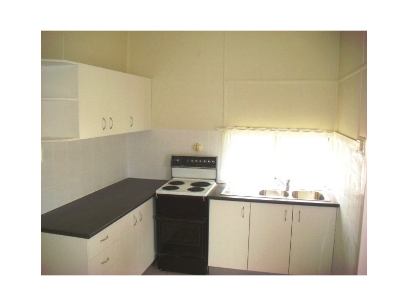 2 Rowe Tce, Darra QLD 4076