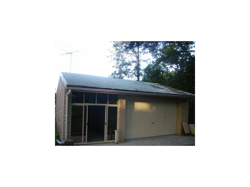 23b Laughlin St, Kingston QLD 4114