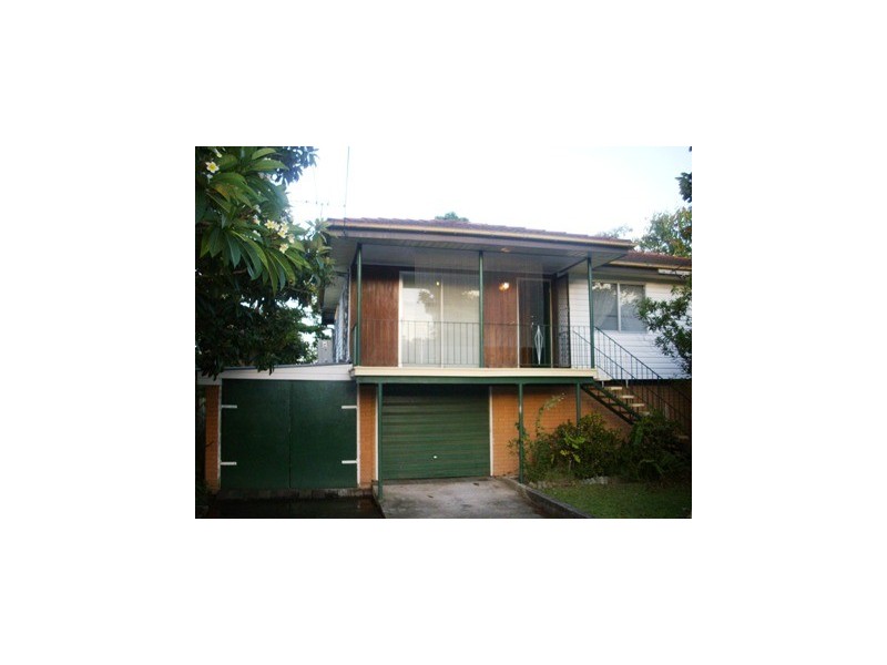 29 Woody Avenue, Kingston QLD 4114