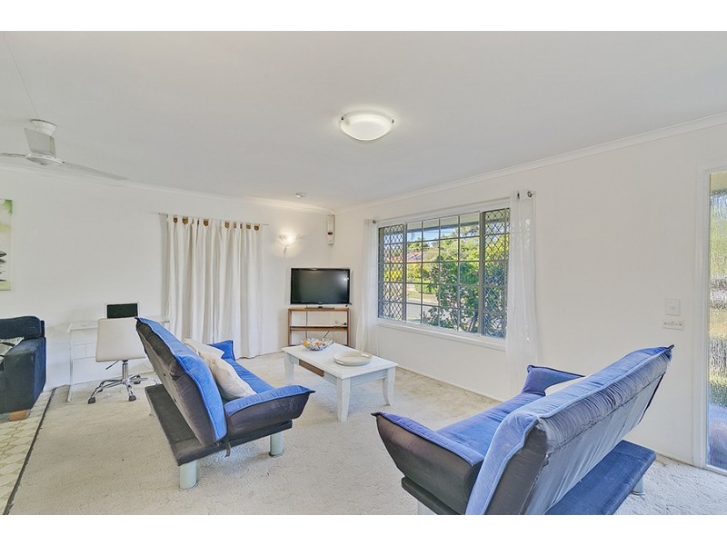 4 Jardine Drive, Springwood QLD 4127