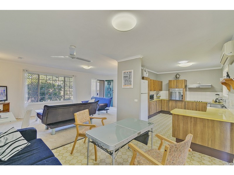 4 Jardine Drive, Springwood QLD 4127